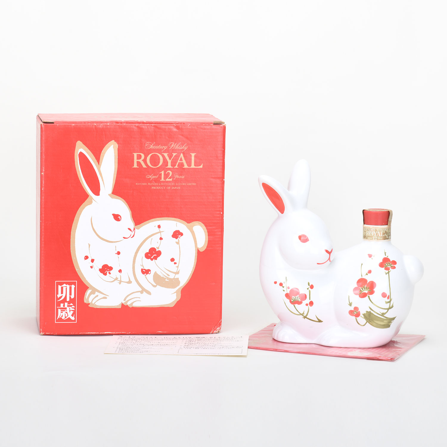 J515]=〓免年生肖纪念版〓1999年三得利洛雅瓷瓶威士忌严选12年酒龄的