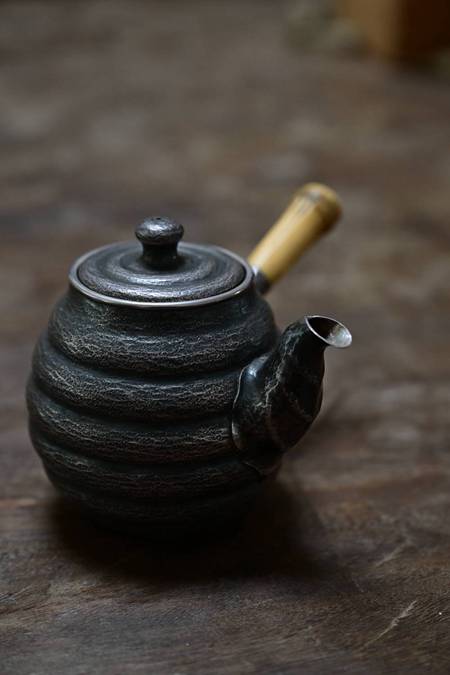 K58]=日本大正时期纯银底款仿竹手柄老银急须=